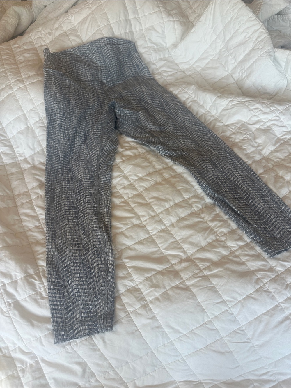 lululemon athletica Gray Chevron-Textured High-Rise Leggings